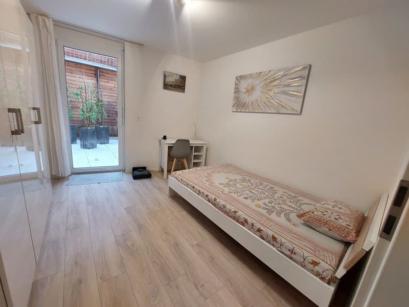 Appartement moderne de 3,5 pièces bénéficiant d'une terrasse et d'un garage (5)