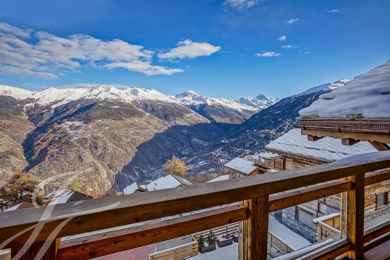 EXCEPTIONAL CHALET IN LES COLLONS (4 VALLEES) (1)