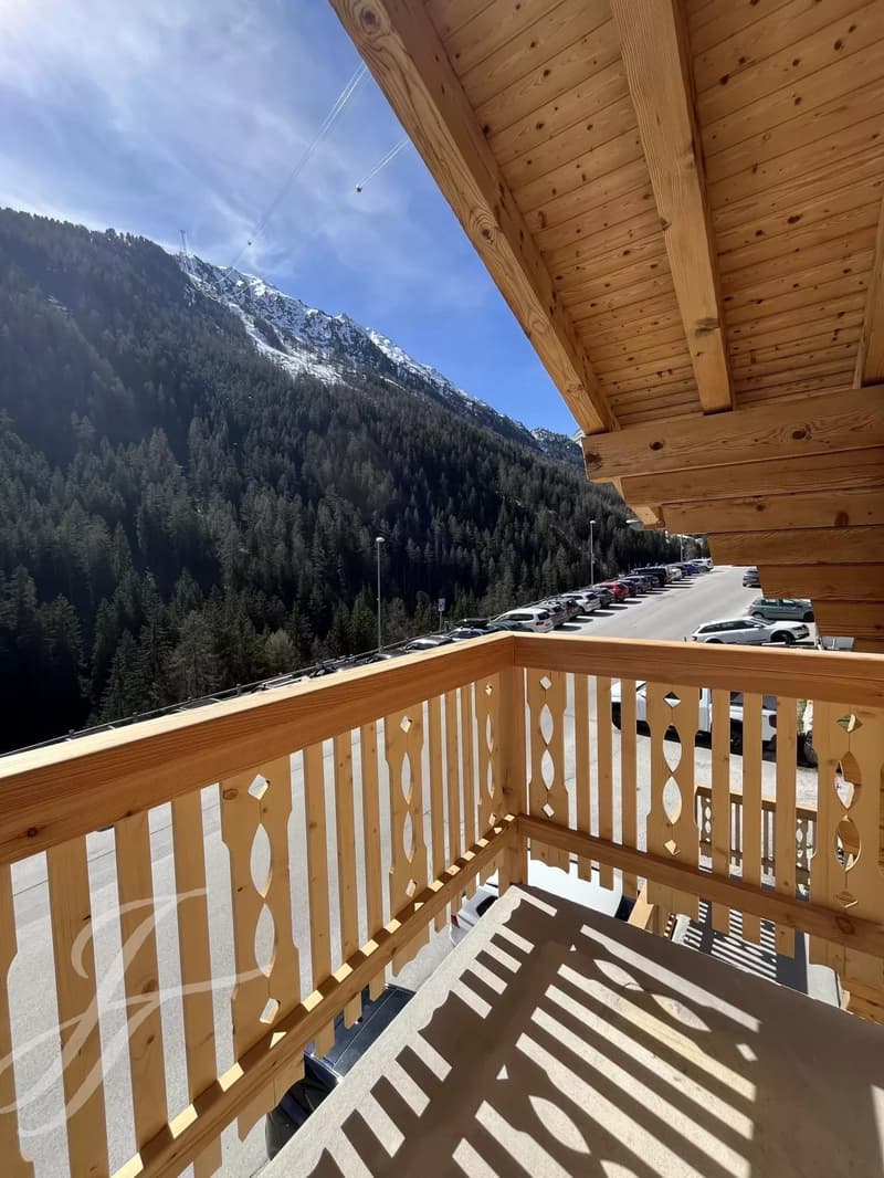 2.5 P penthouse with balcony at the foot of the slopes! R2 ! (6)