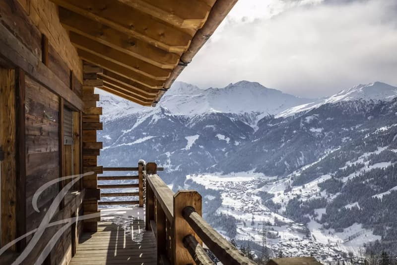 New Chalet with unobstructed panoramic views (1)