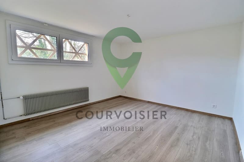 Villa individuelle à rénover avec potentiel d'agrandissement (10)