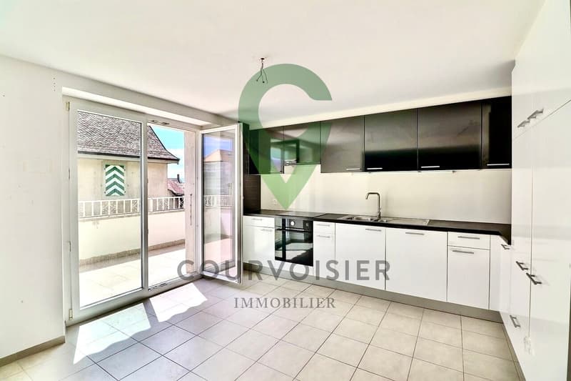 Bel appartement rénové de 4.5 pièces avec balcon à 5 minutes d'Aubonne (2)