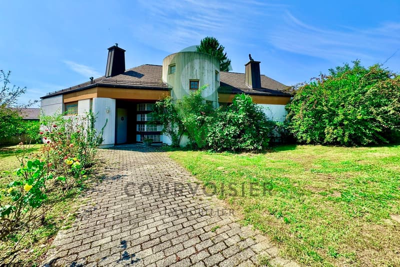 Maison d'architecte avec cachet et potentiel - à rafraîchir (3)
