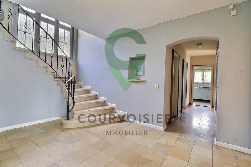 Maison spacieuse à rénover à La Tour-de-Peilz (10)