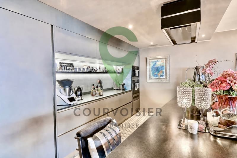 Appartement d'exception avec vue panoramique à 10 minutes de Vich (4)