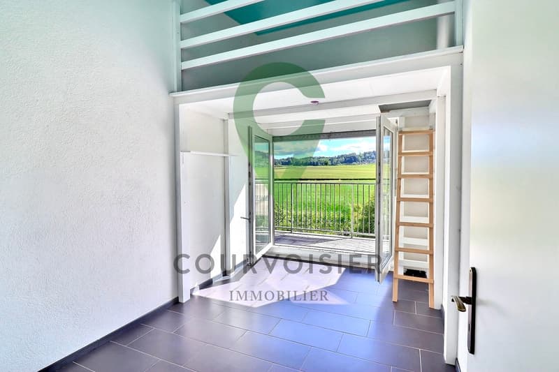 Triplex avec jardin, terrasse et belle vue - disponible de suite (6)