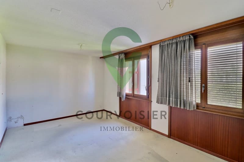Spacieux triplex de 5,5 pièces à rénover (6)