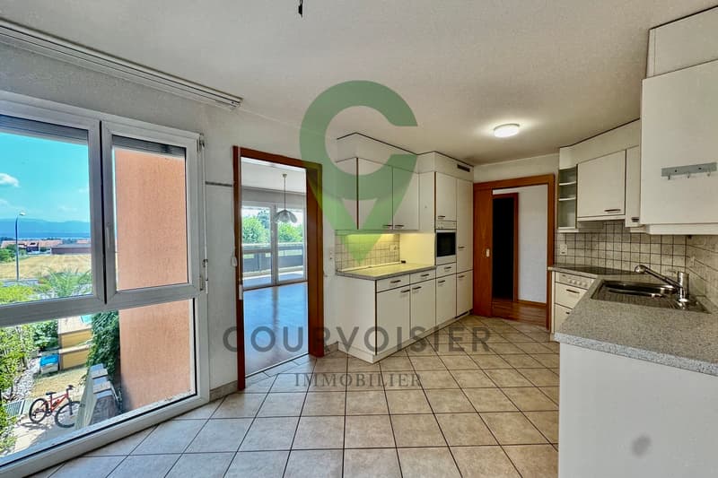Bel appartement de 4.5 pièces avec vue lac et Alpes (7)