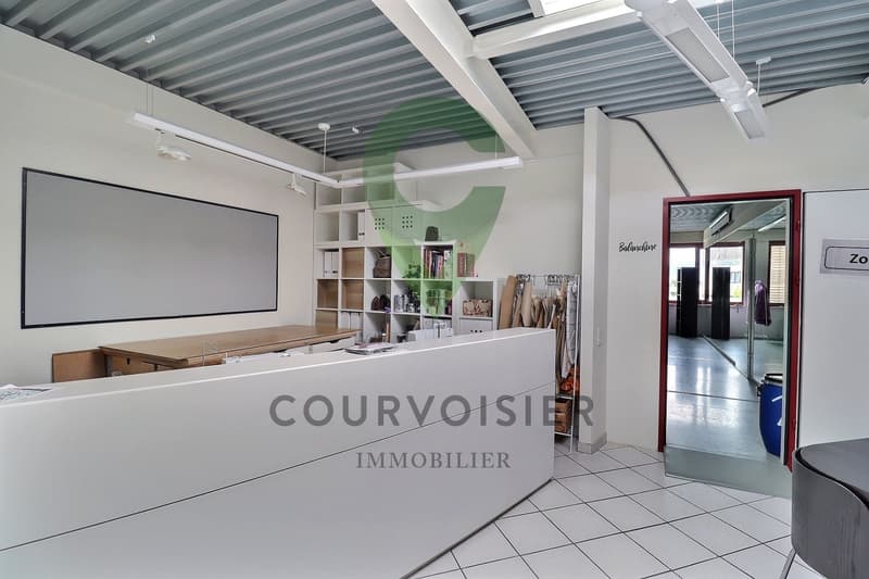 Espace lumineux, modulable et parfait pour un espace de co-working (9)