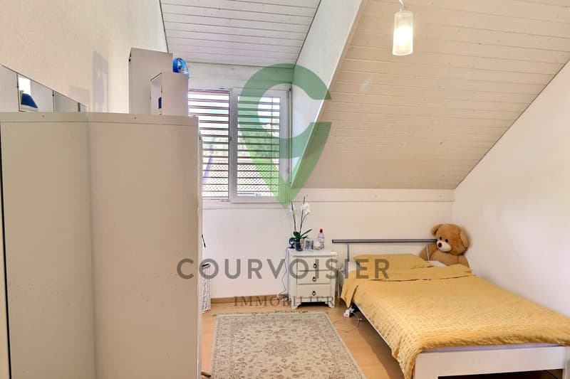 DUPLEX DE 5.5 PIECES DANS PETITE COPROPRIÉTÉ (10)