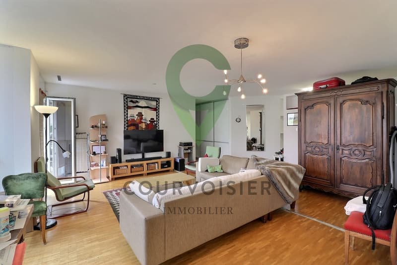 PAISIBLE APPARTEMENT DE 4,5 PIECES A NYON (4)