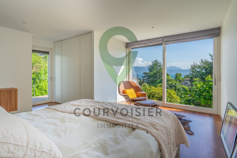 Magnifique villa contemporaine avec vue panoramique et piscine miroir (8)