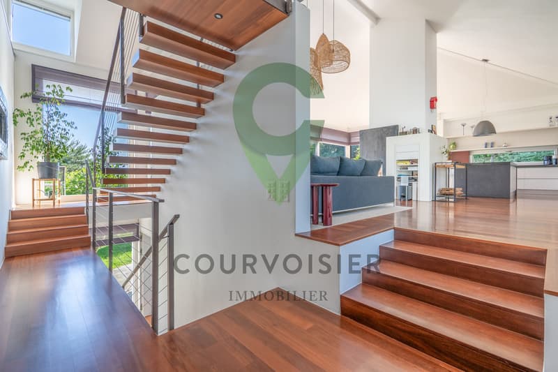 Magnifique villa contemporaine avec vue panoramique et piscine miroir (6)