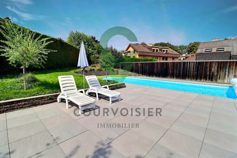 Charmante maison en pignon rénovée avec jardin et piscine (3)