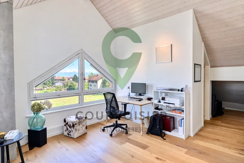 Spacieux duplex en attique avec cachet à 5 minutes de Nyon (11)