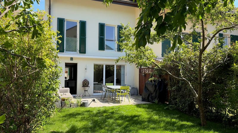 Maison mitoyenne de 6 pièces à Vich/Gland – Confort moderne et cadre paisible (1)