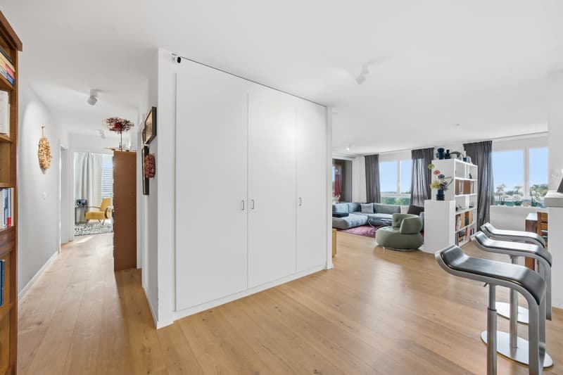 VENDU ! Magnifique appartement attique de 5,5 pièces au Mont-sur-Lausanne (5)