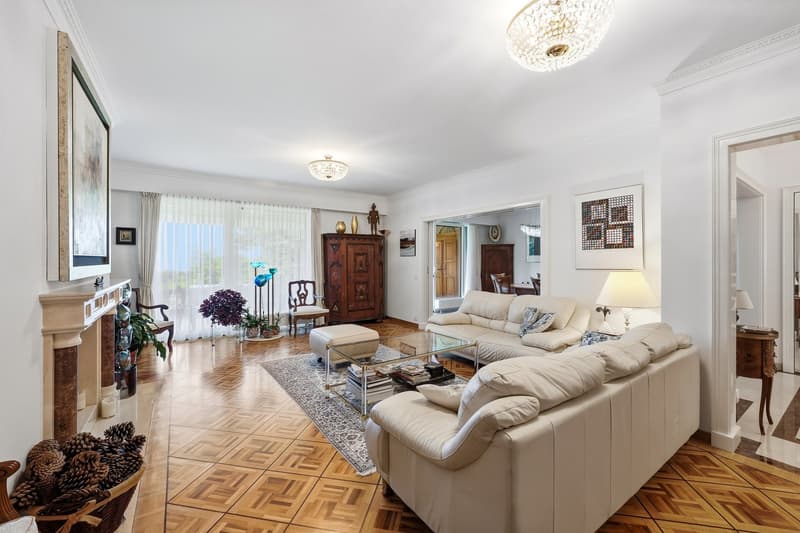 Spacieux appartement de 7 pièces avec balcon et vue à Lausanne (9)