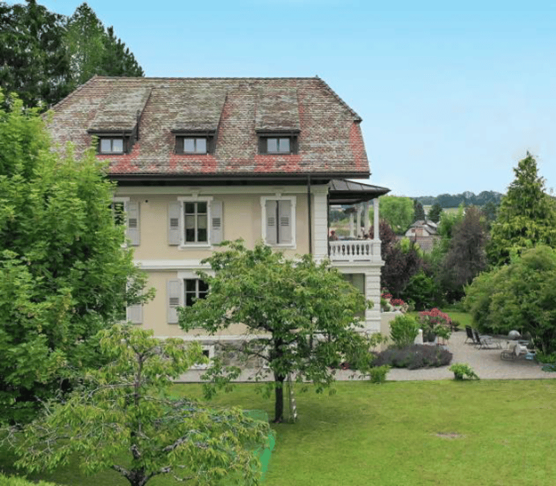 Charmant appartement de 3 pièces dans immeuble ancien - jardin privatif (2)