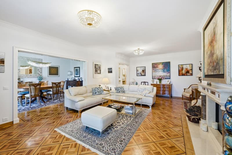 Spacieux appartement de 7 pièces avec balcon et vue à Lausanne (8)