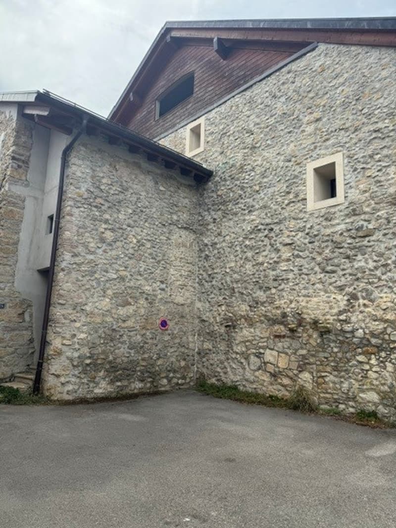 Maison de caractère rénovée de 7 pièces à Eclepens – Un patrimoine exceptionnel (15)