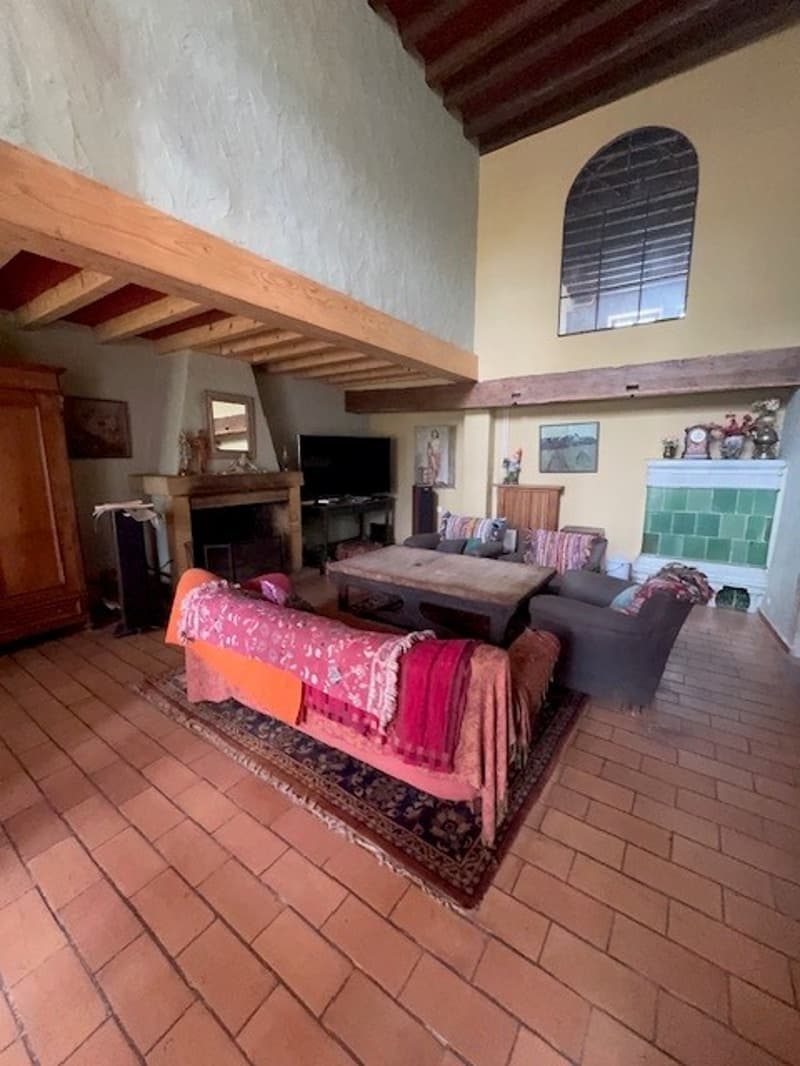 Maison de caractère rénovée de 7 pièces à Eclepens – Un patrimoine exceptionnel (8)