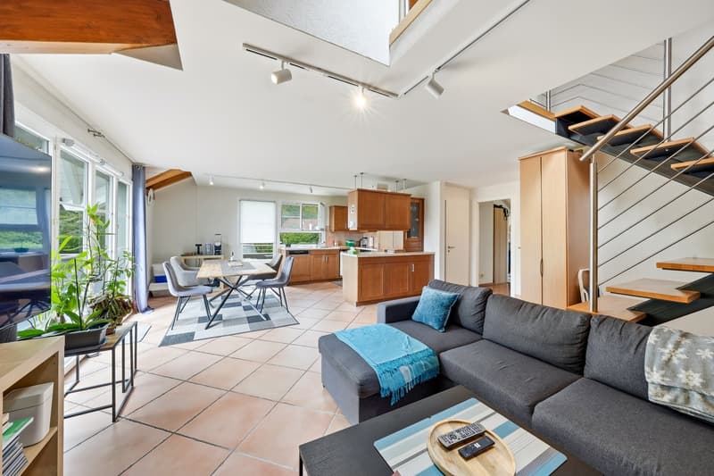 LONAY - Lumineux appartement duplex en attique de 4.5 pièces (7)