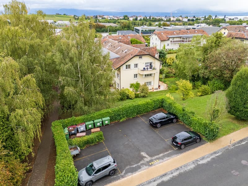 LONAY - Lumineux appartement duplex en attique de 4.5 pièces (3)