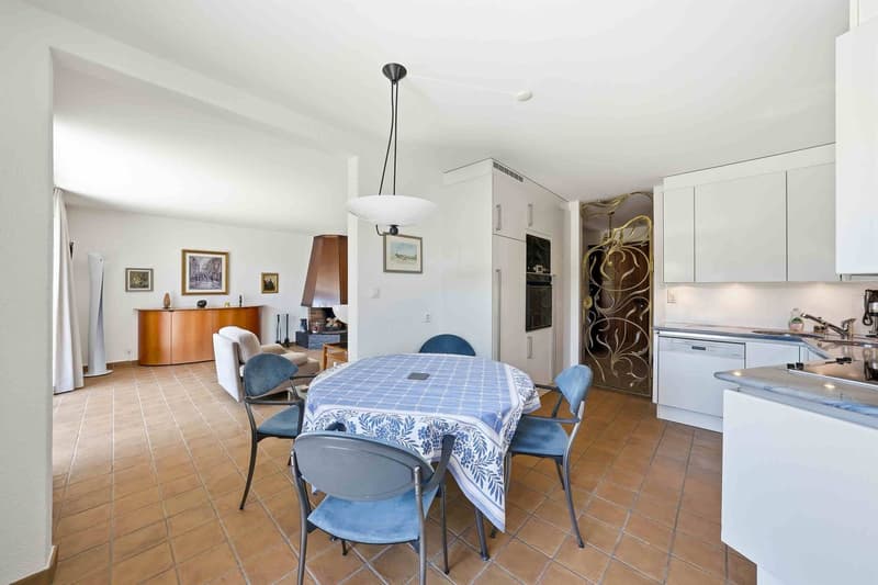 Duplex lumineux de 4.5 pièces  à Saint-Sulpice (4)