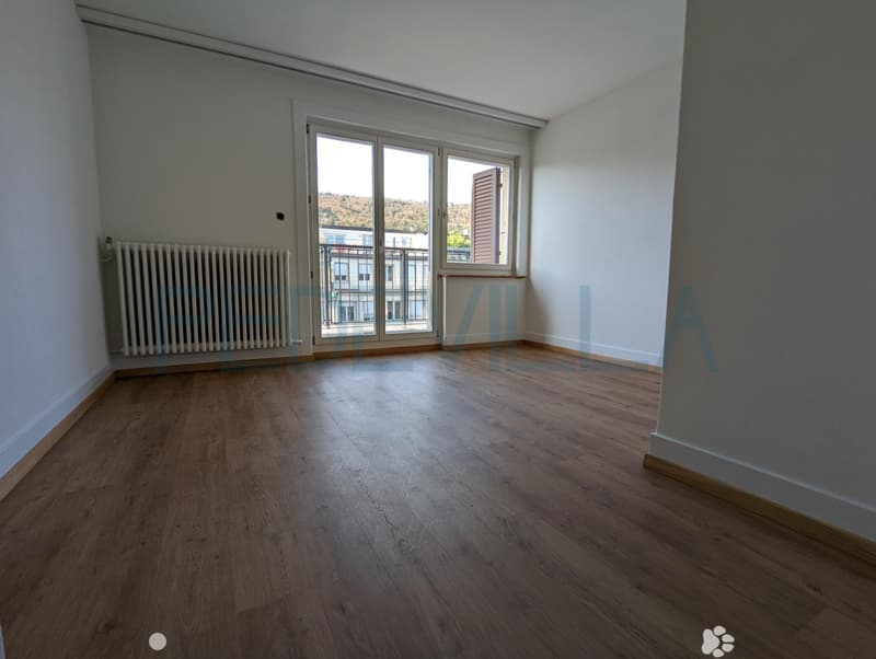 À deux pas de la gare - Appartement lumineux de 3 pièces (3)