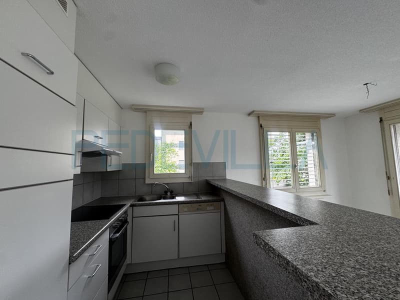 Zu vermieten - Schöne 4-Zimmer-Wohnung im 1. Stock (3)