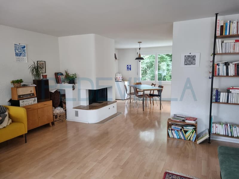 À louer - Bel appartement 4.5 pièces avec balcon et cheminée à Bienne (2)