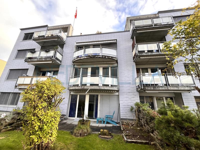 Charmant appartement de 2.5 pièces, situé au 1er étage (12)