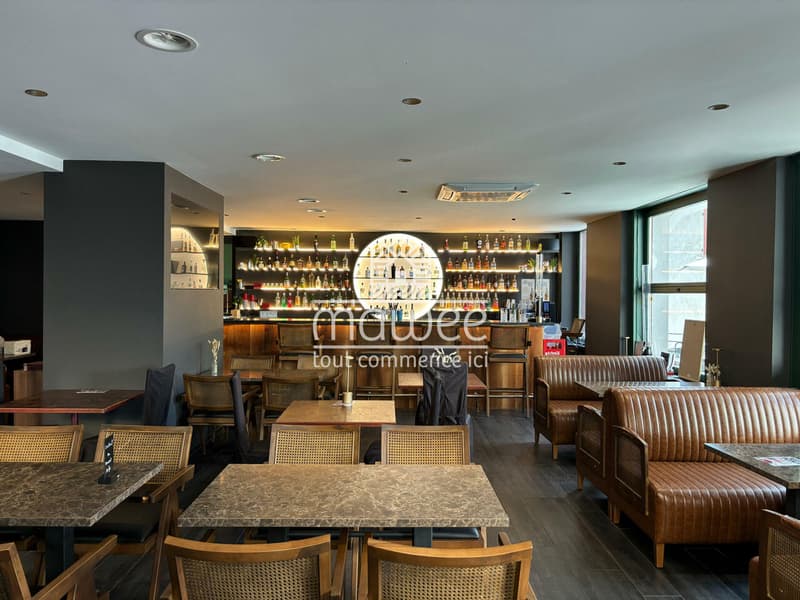 Bar-Restaurant élégant et prestigieux au coeur de Fully ! (2)