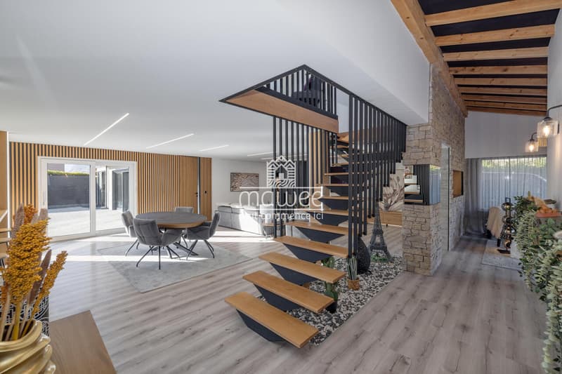 Villa d'exception où l'élégance rencontre la fonctionnalité ! (13)