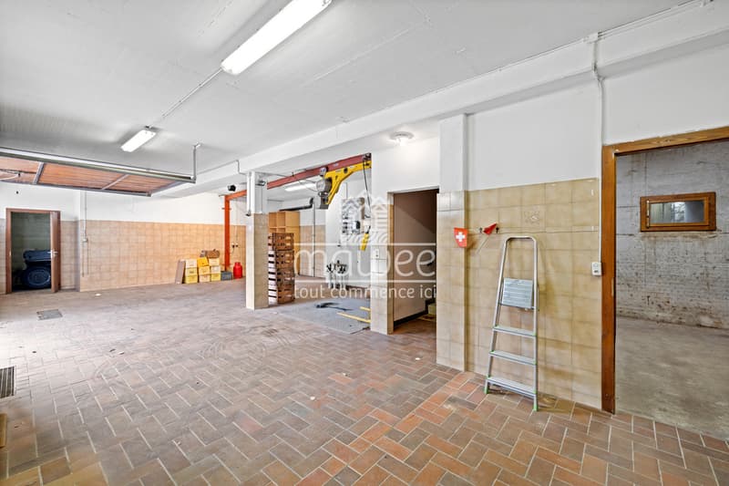 Immeuble avec fort potentiel au centre de Chamoson (13)