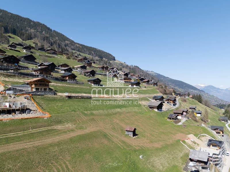 Chalet individuel neuf avec grand balcon et vue dégagée ! (11)