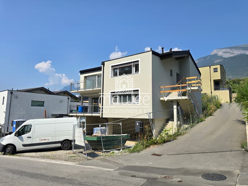 4.5 pièces neuf - Intimité, terrasse et jardin ! (7)