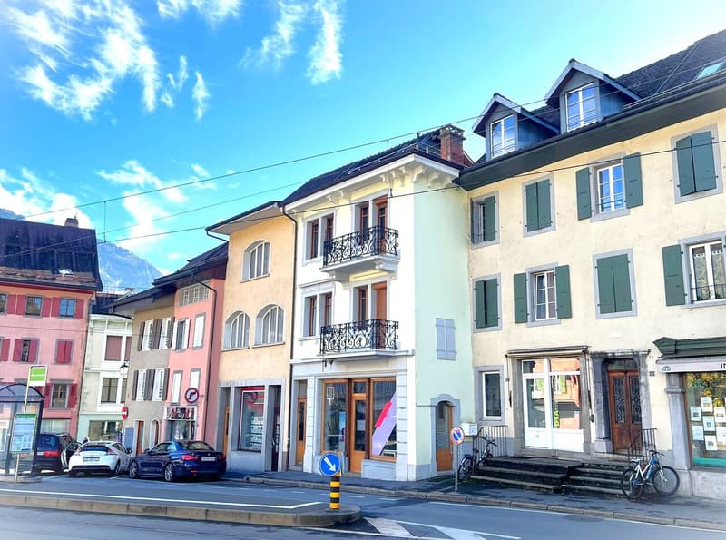 Immeuble de rendement au centre de Bex (1)