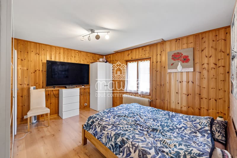 Rare sur le marché - Villa avec studio et fort potentiel ! (11)