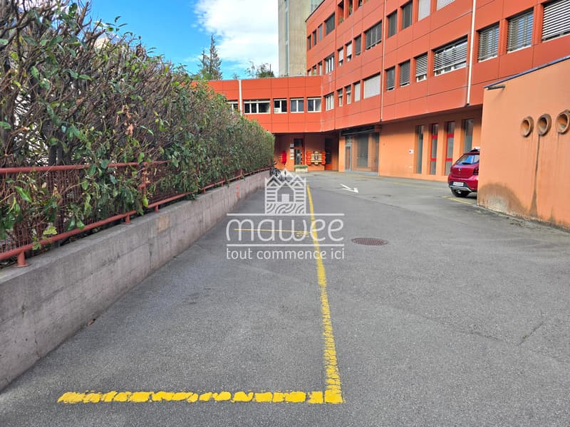 Bureau / surface commerciale de 75 m² au centre de Martigny (12)