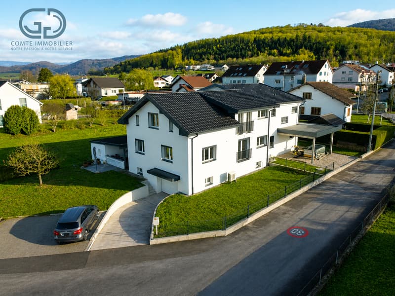 Villa mitoyenne rénovée de 7 pces (1)
