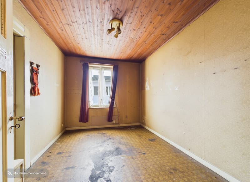 Maison individuelle à rénover proche de toutes les commodités (11)