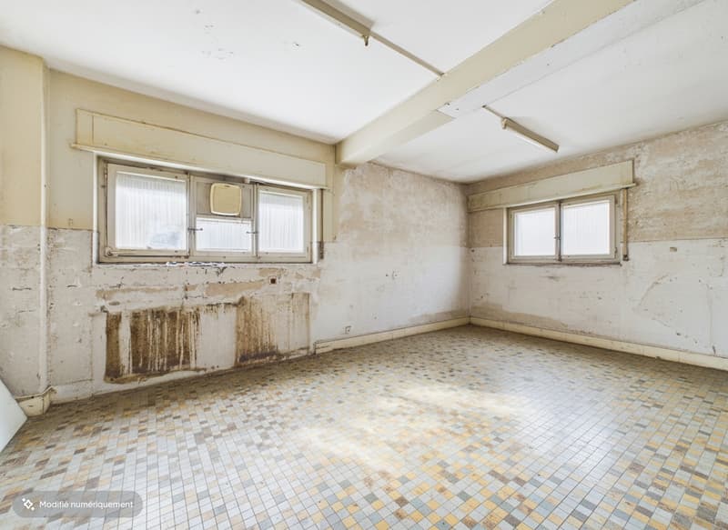Maison individuelle à rénover proche de toutes les commodités (5)
