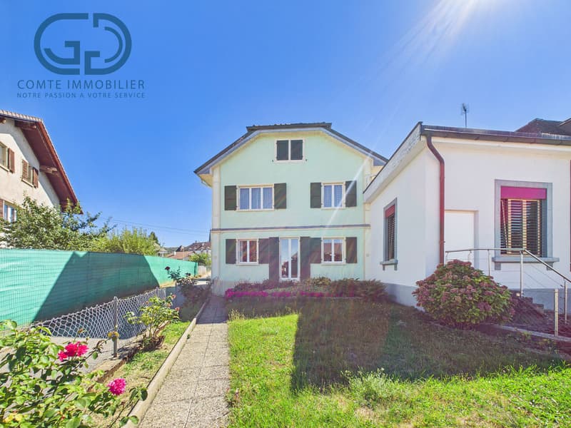 Maison contiguë de 5.5 pièces avec jardin, garage et beau potentiel (1)