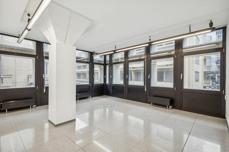 Ufficio in centro a Chiasso vis-a-vis la stazione FFS (5)