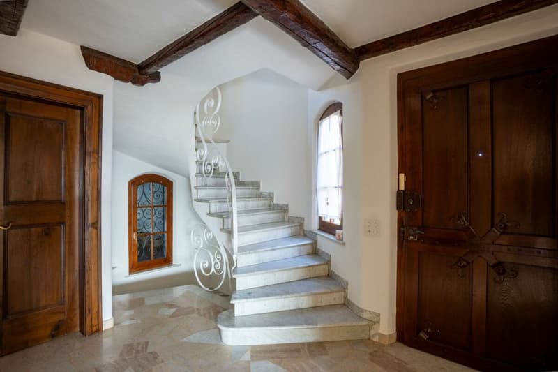 Elegante Villa in Stile Mediterraneo con Vista Mozzafiato sul Golfo di Lugano (7)