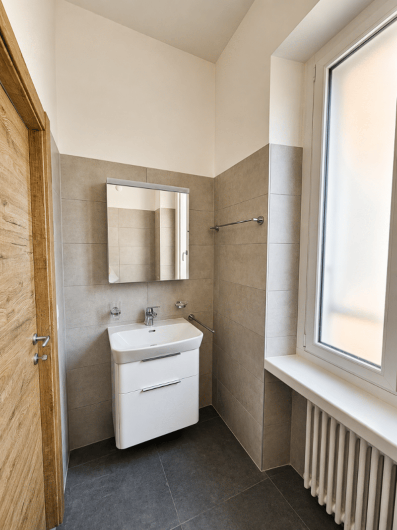 4.5 locali ristrutturato con balcone (8)