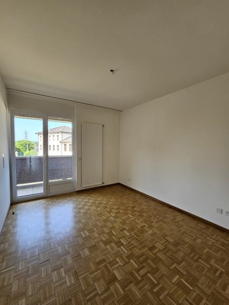 3.5 locali in zona strategica (4)