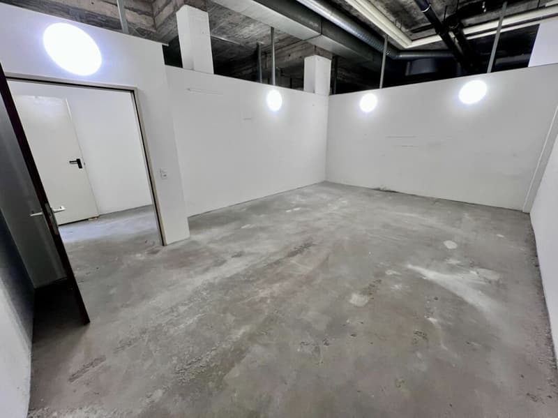 Locali ad uso archivio/deposito in centro città da 15 a 50 mq (4)